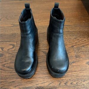 Women’s boots
